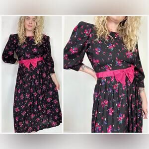 Vintage 80’s Lanz Floral Puff Sleeve Bow Belt Dress